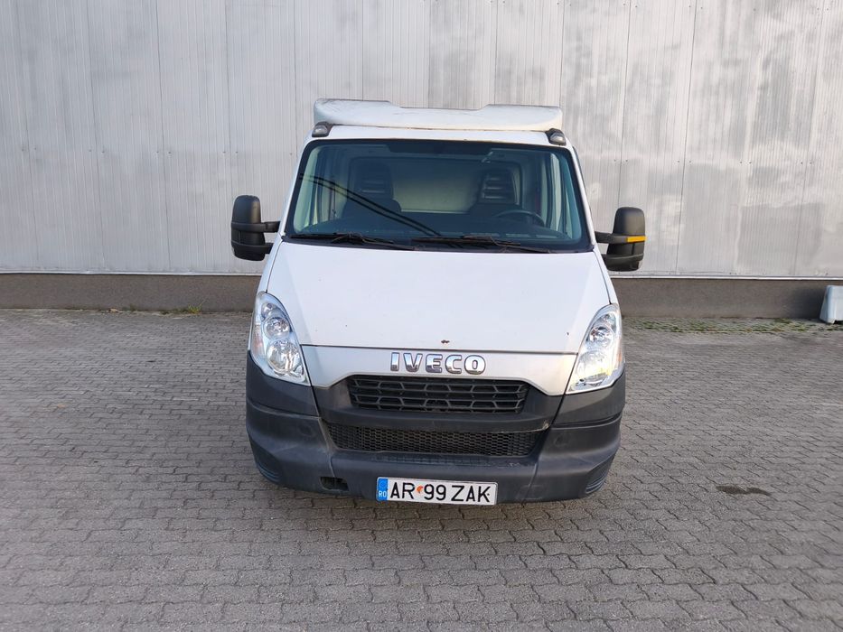 Iveco 35s11 an 2014 sasiu gol