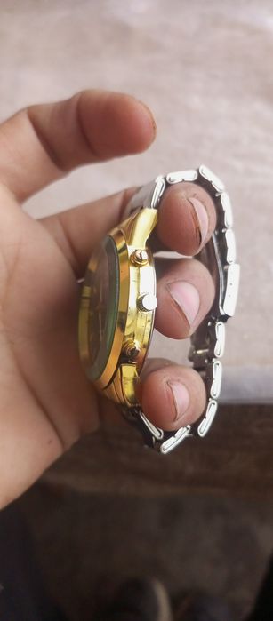 Qoʻl soat holati zoʻr