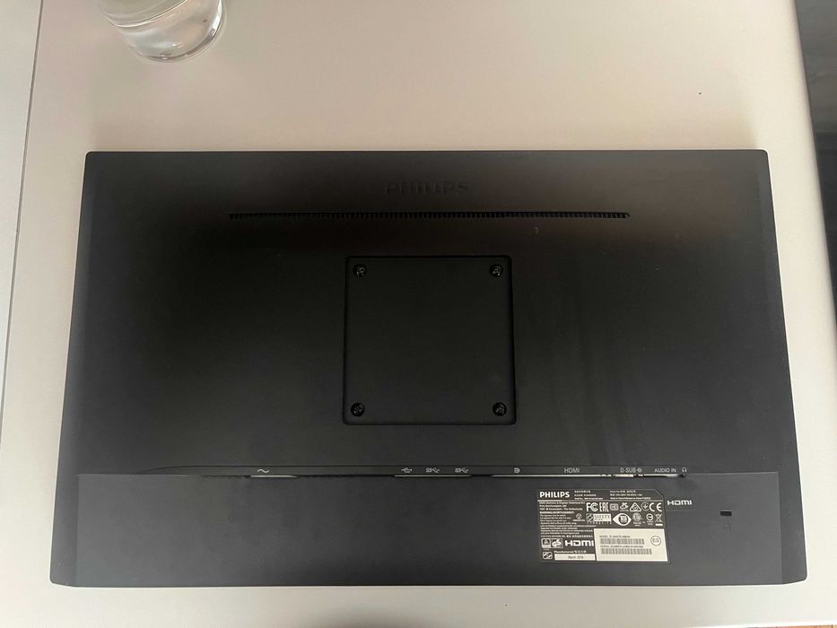 Philips Монитори 2 броя 24 inch.