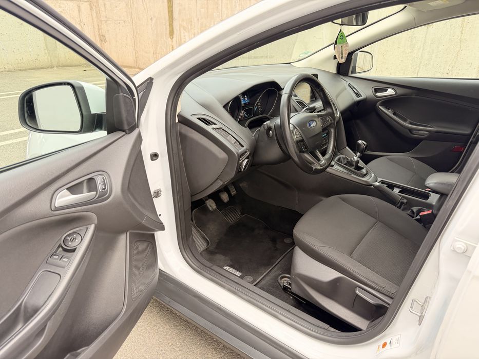 Ford Kuga 2.0 diesel 150cp Clima/Scaune incalzite/parbriz incalzit
