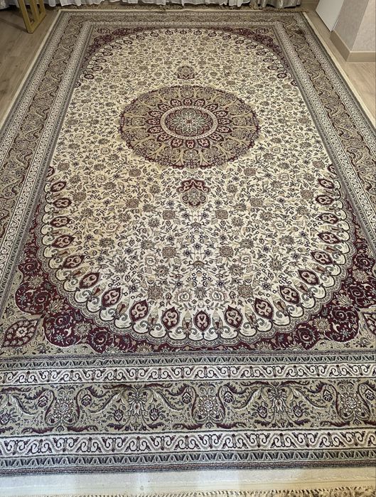 Продаю турецкий ковёр