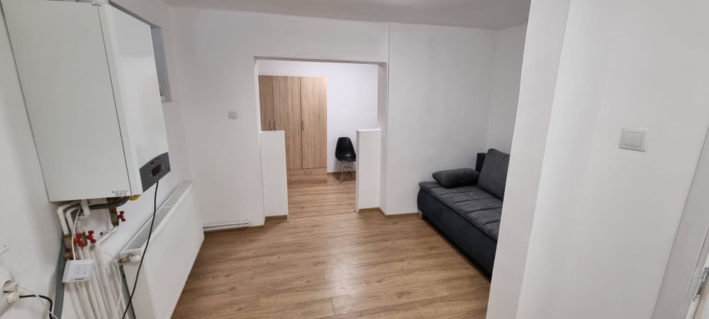 Inchiriez ap. central TgMures, la casă cu curte,zonă f liniștită