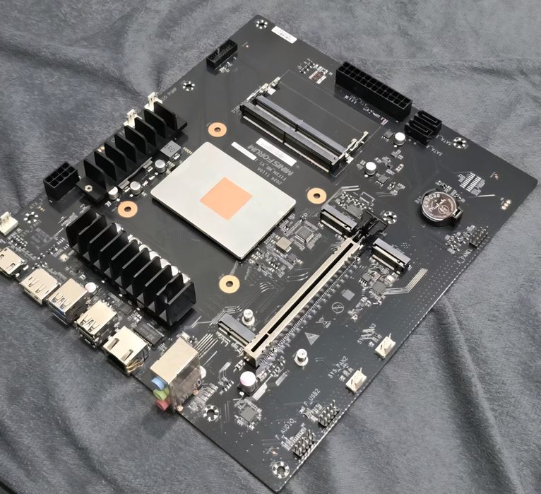 Материнская плата Minisforum 7945hx