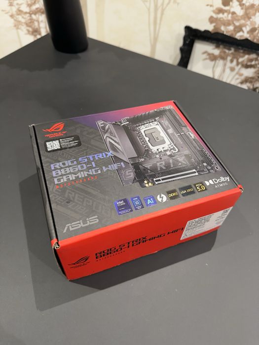 Placa de baza ASUS ROG STRIX B860-i gaming wifi