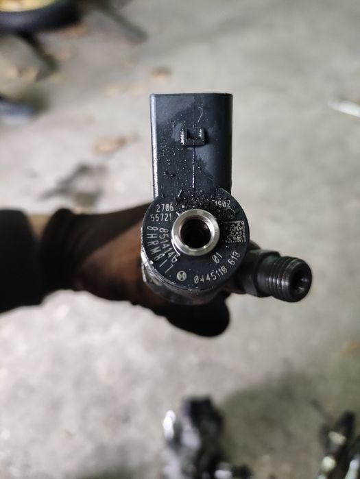 Дюзи и помпа за BMW 2.0d N47