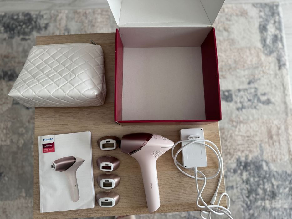 Philips Lumea IPL 9000, Series BRI958 - Nou, cu 4 capete