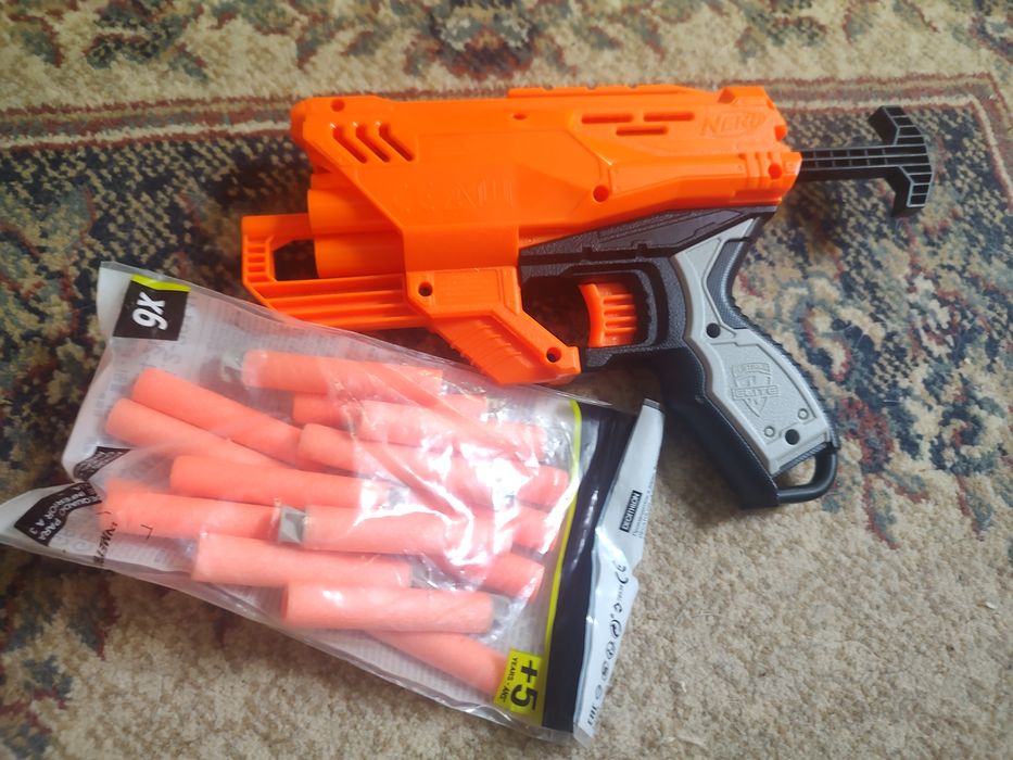 Pistol nerf + gloante