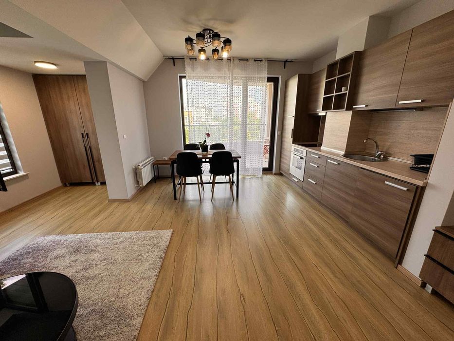 Дава се под наем Тристаен апартамент в София, Лозенец - 118 кв.м за 1250 € - Снимка #4
