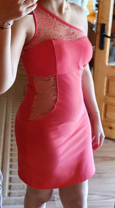 Модерни рокли, размер S