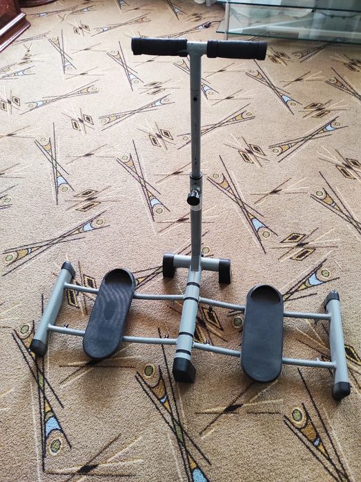 Продам тренажер для ног.