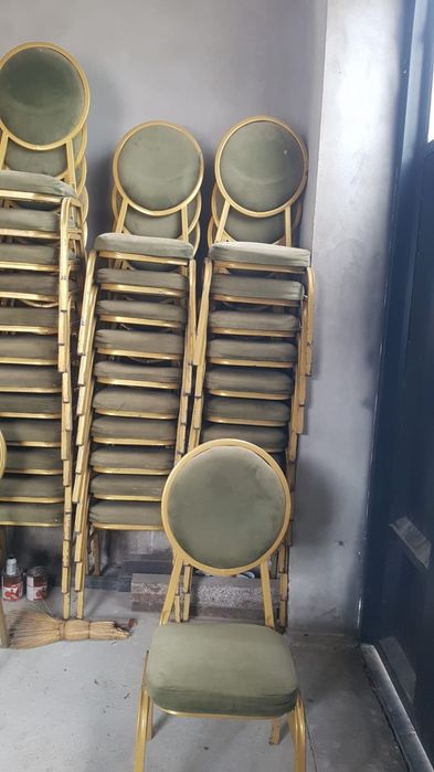 Продам стол стуля