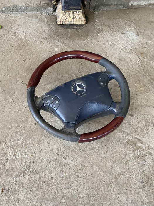 Деревяный руль на w210