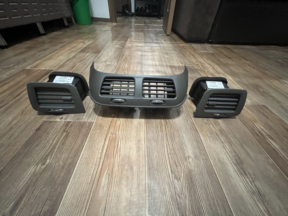 Продам на шевролет кобальт