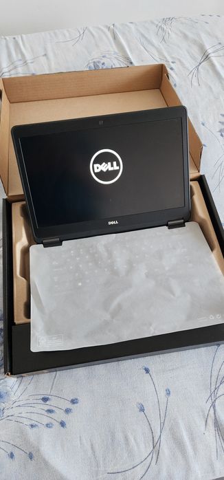 Vand Dell i5 5300, 8 GB ram, ssd 256 GB, Win 10