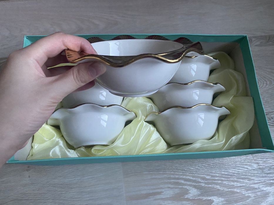 Продам набор посуды