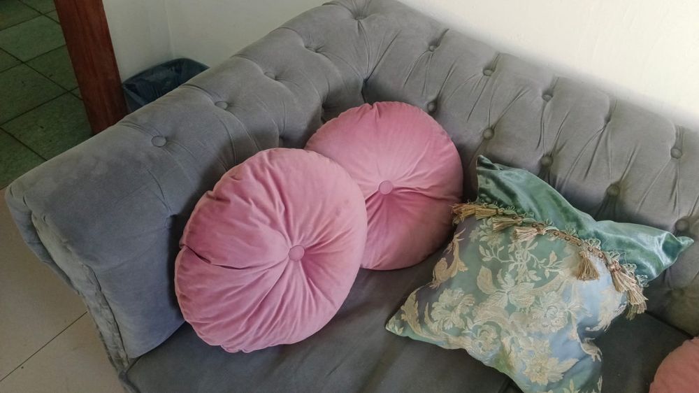 Диван для дома, офиса