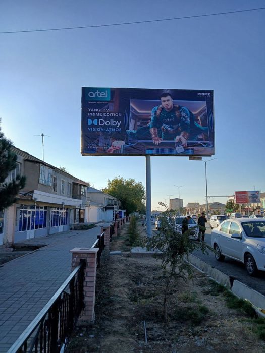 LED ekranlar va bilbordlar Andijonda / Реклама на экранах в Андижан