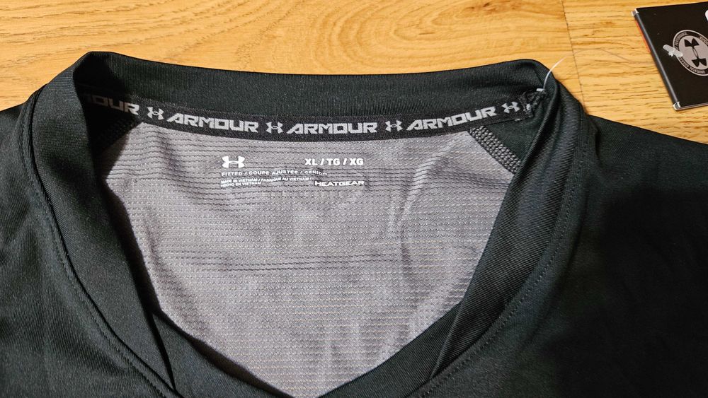 Мъжка тениска UnderArmour XL