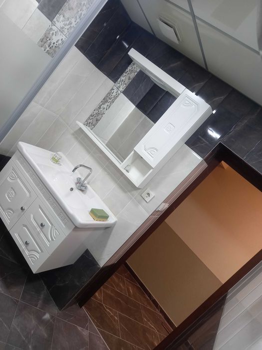 Продава се Четиристаен апартамент в Шумен, 5-ти полк - 100 кв.м за 1900 €/кв.м - Снимка #11