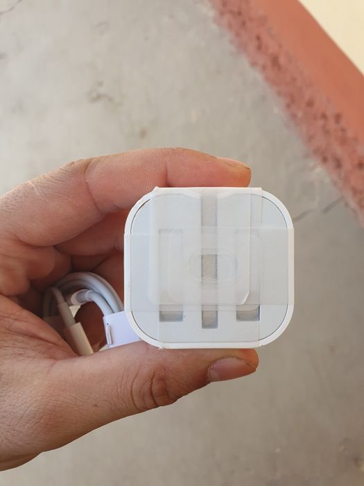 Iphone zaryadka orginal