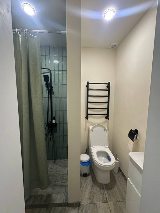 Продаётся коммерческое помещение 62м2, ор-р: Новомосковская