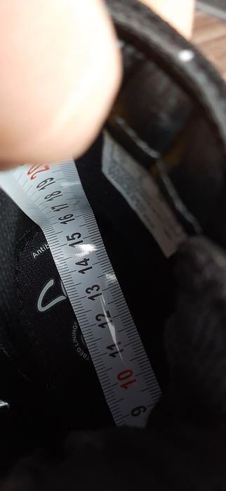 Нови детски боти и ботуши Clarks 25н