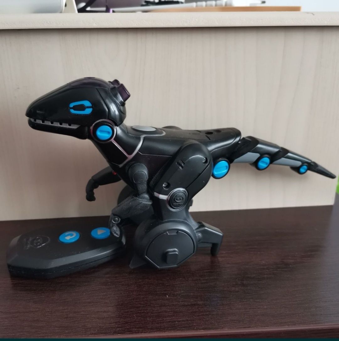 Wowwee mini hot sale robot