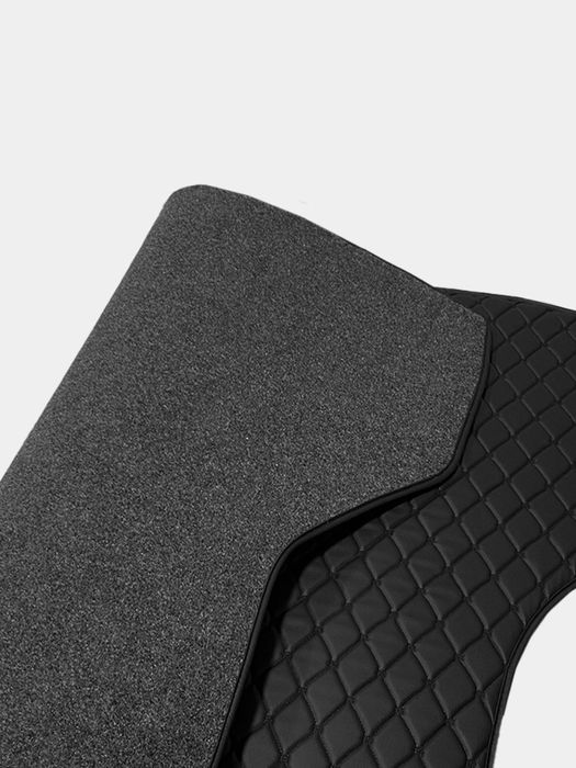 Кожаный полик коврик для багажника, Tracker 2