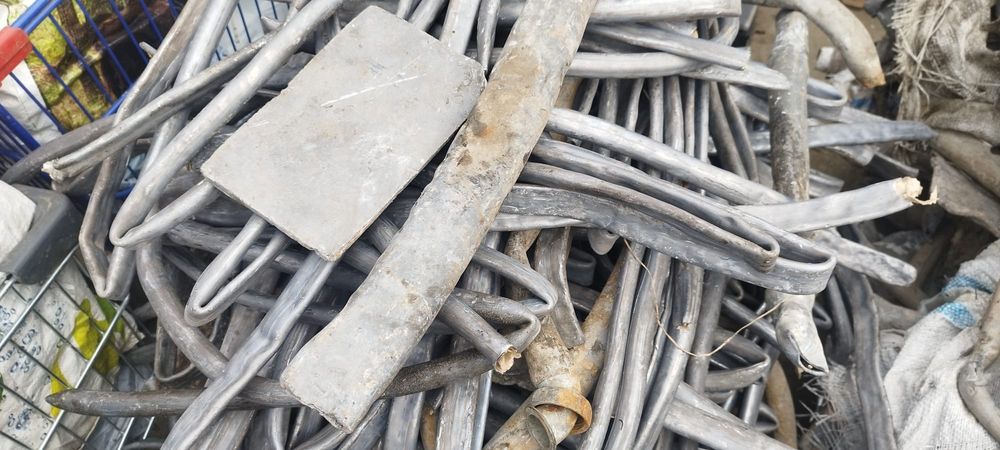 Plumb deșeu pt diferite activități. Curat 99%