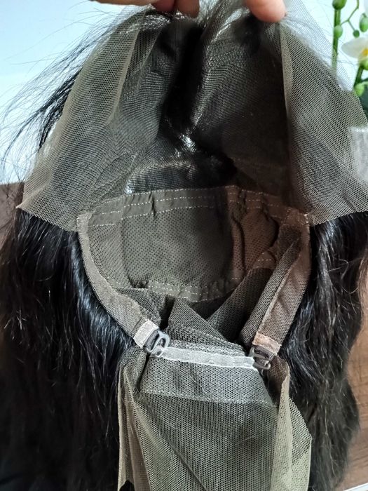 Perucă din păr natural