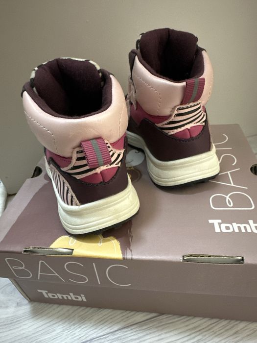 Детские ботинки для девочки