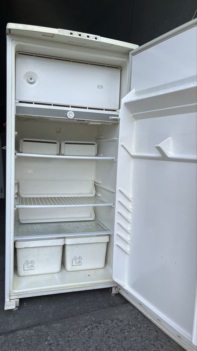 Продам холодильник Бирюса