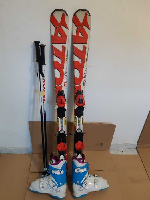 Schiuri copii Atomic Redster ca noi set schi 120 cm cu clapari si bete