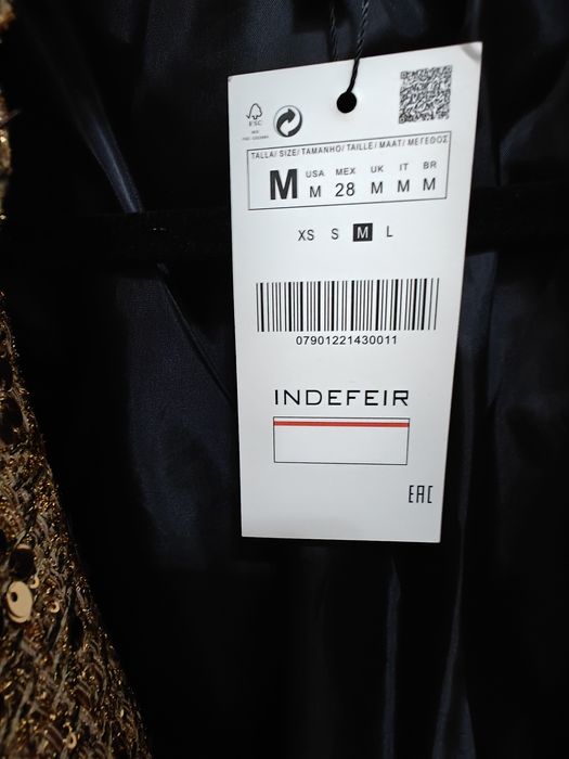 Бомбер нарядный новый