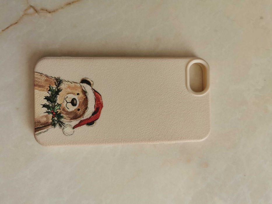 Кейсове за iPhone SE 2020