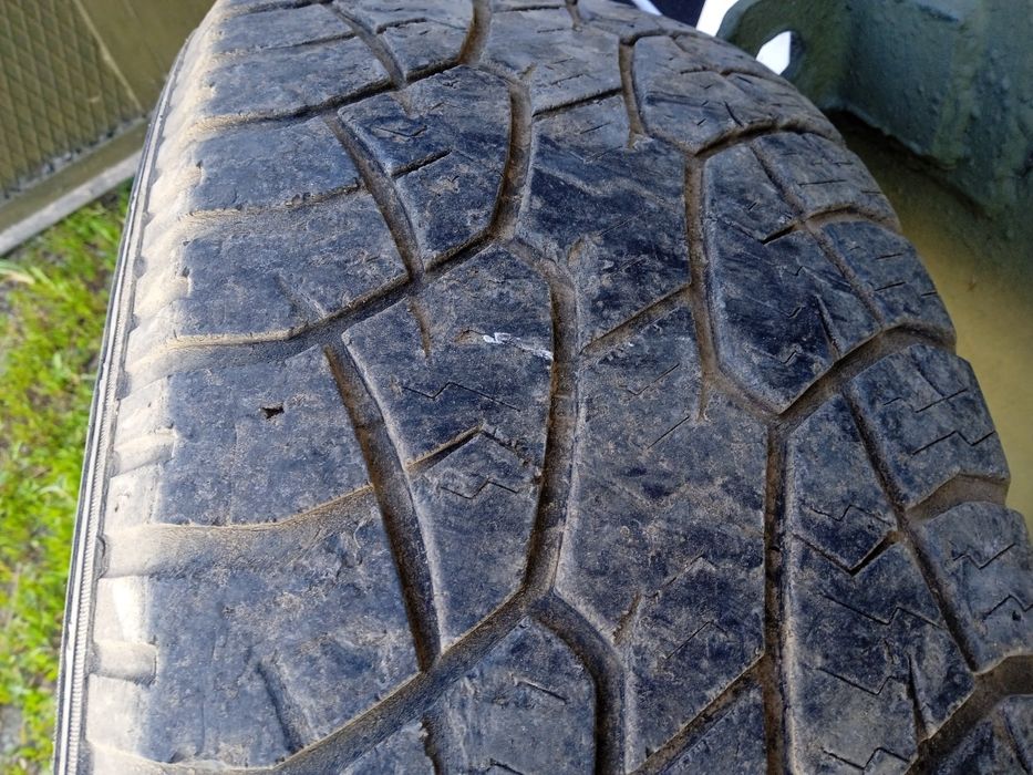 Шины 4 штуки 265 70 R 17