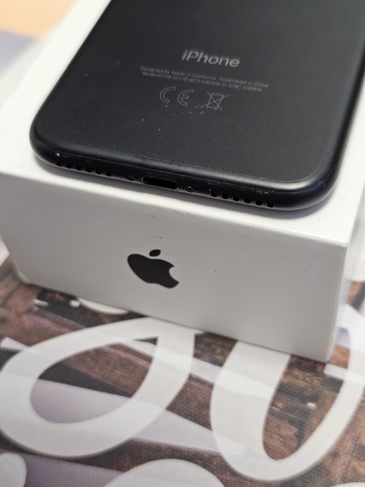 IPhone 7 negru 32g nevarlock