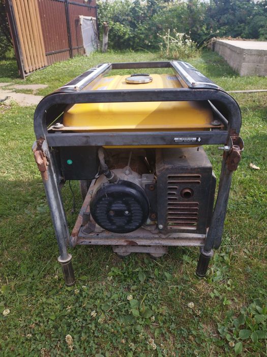 Generator pe benzină 6 kW (AT8500E)