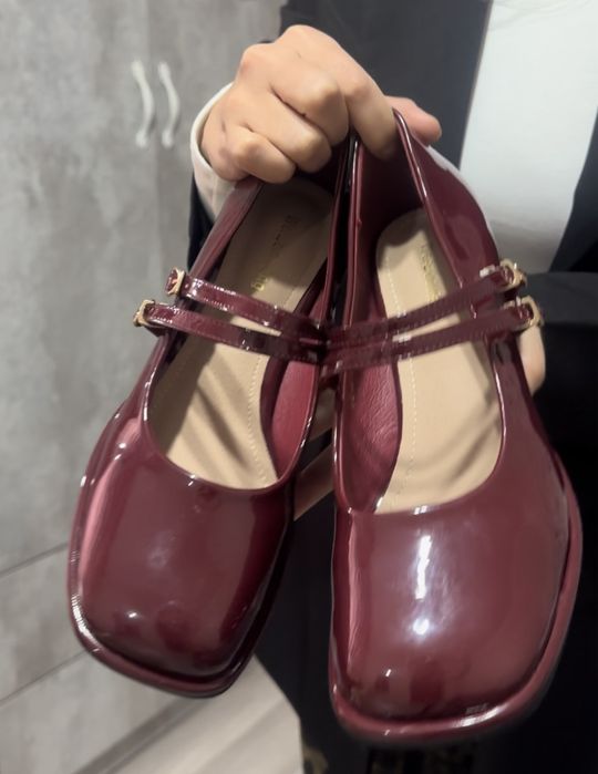 Продам туфли мэри джейн