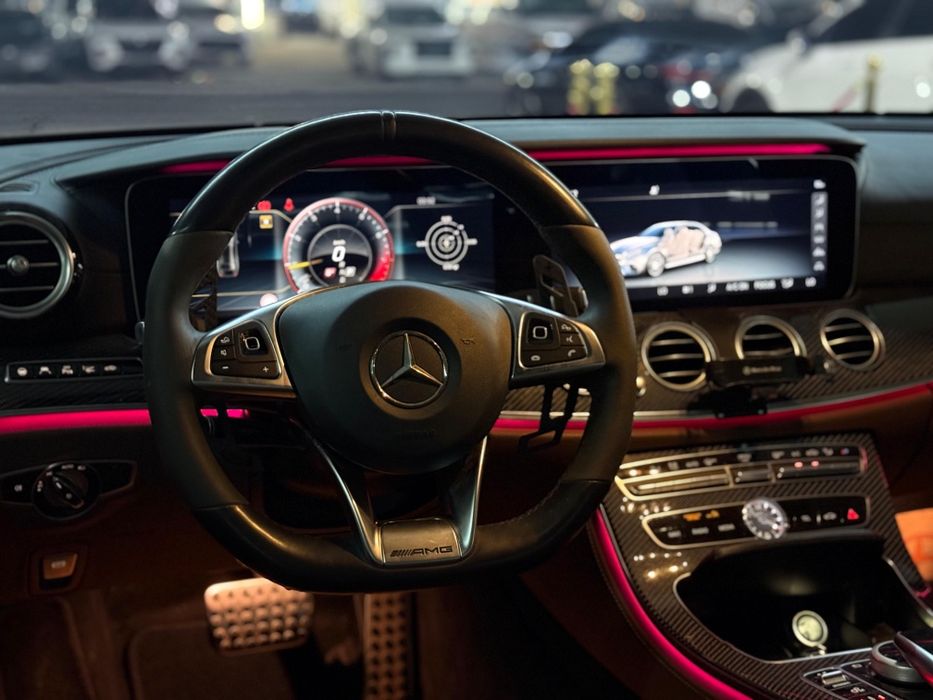 Mercedes Benz C200 E 6.3 AMG