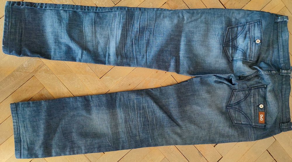 Дамски дънки Dolce & Gabbana и Levi's