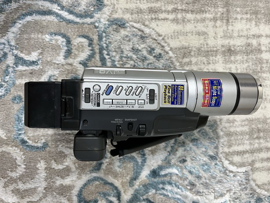 Продам видеокамеру