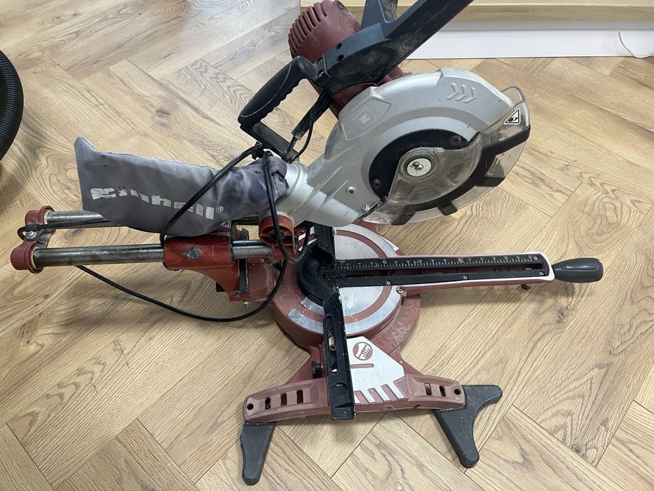 Fierastrau unghiular einhell