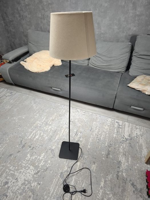 Продам торшер Икеа