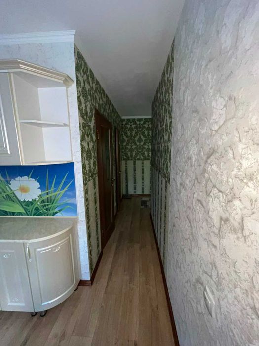 продам 2 комнатную квартиру