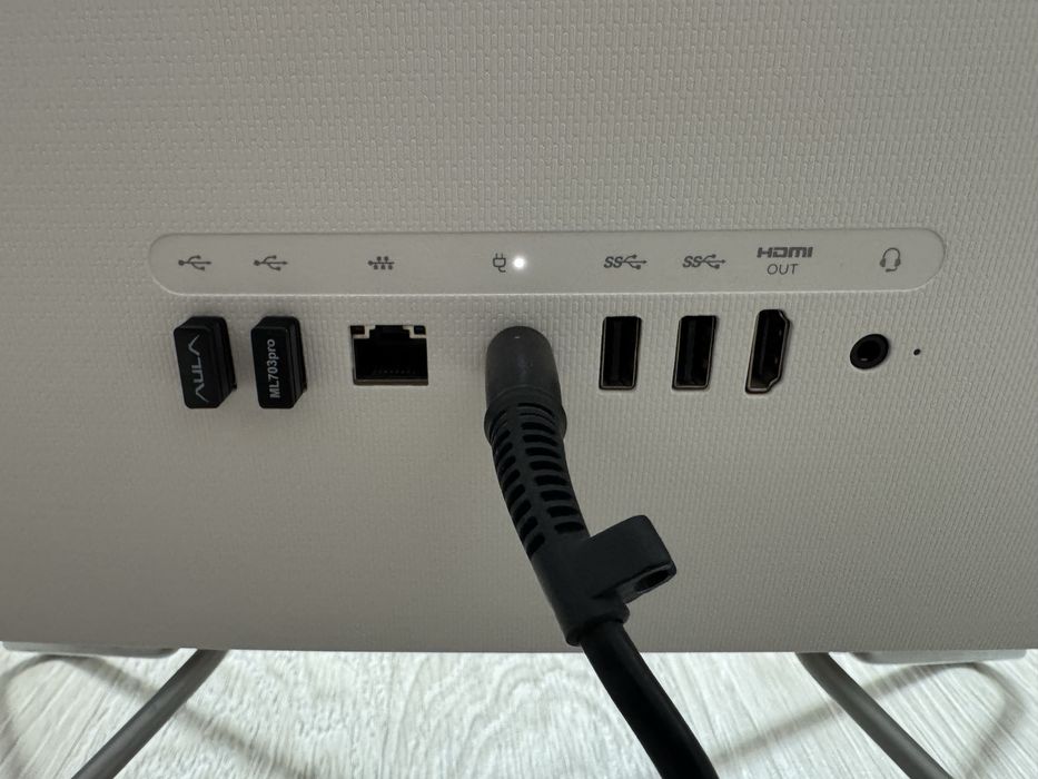 Моноблок HP Pavilion 24-f0163ur
