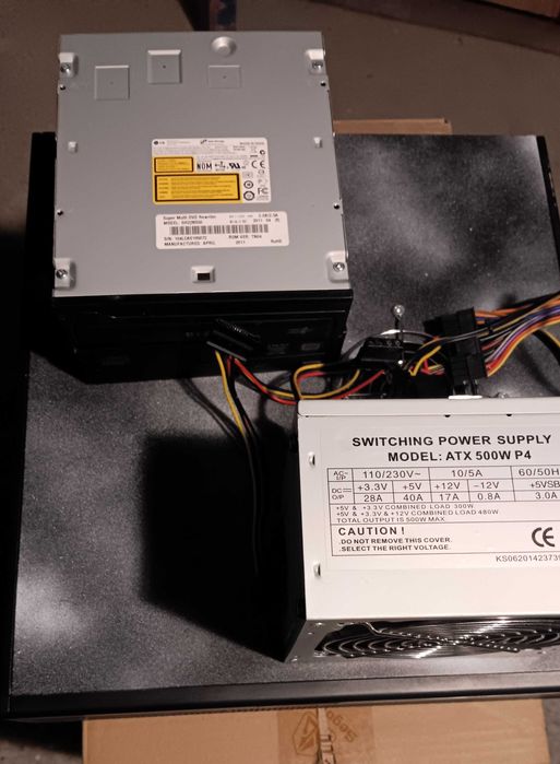 Carcasa sff + sursa 300w.