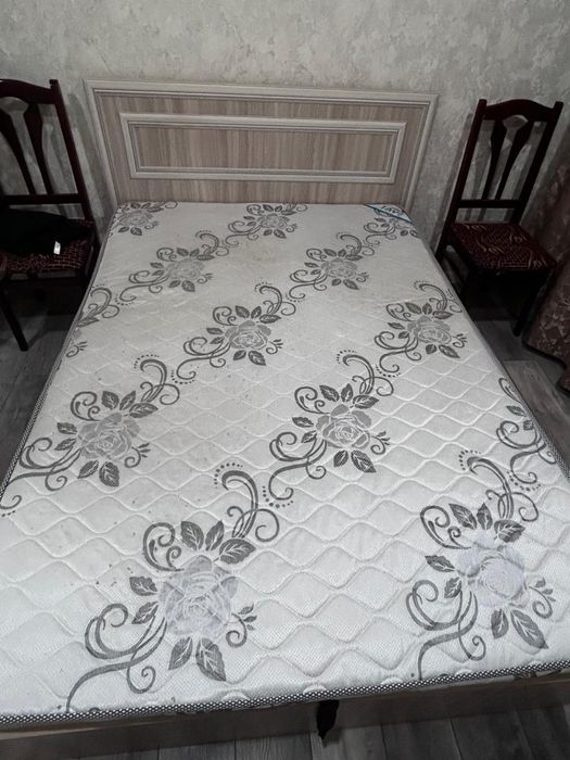 Продам матрац 140*200