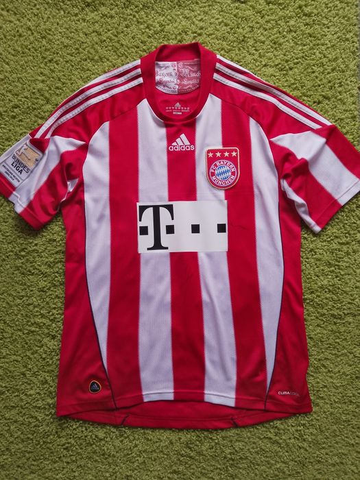 Tricou Fotbal Bayern Munchen 2010/11 semnat de Alaba