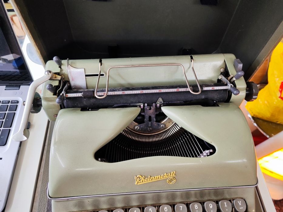 пишеща машина rheinmetall